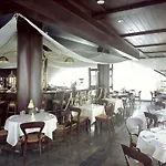 Nh Collection Marina Генуя