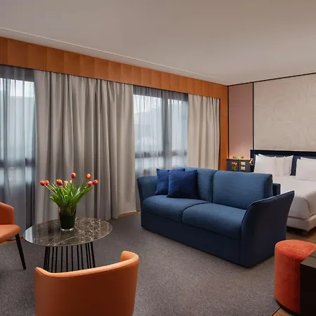 Nh Collection Marina 4*