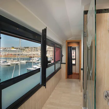 Nh Collection Marina Hotel