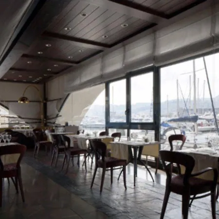 Hotel Nh Collection Marina 4*