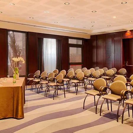 Отель Nh Collection Marina 4*