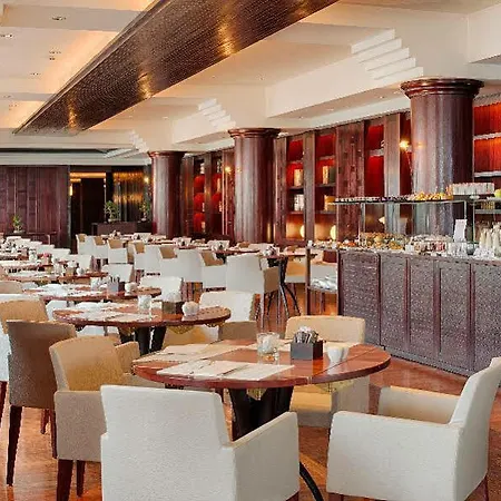 Hotel Nh Collection Marina