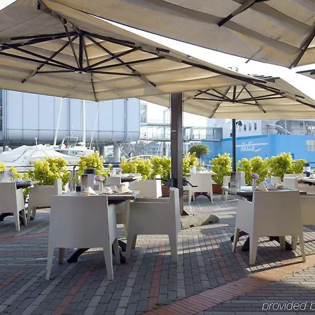 Nh Collection Marina 4*