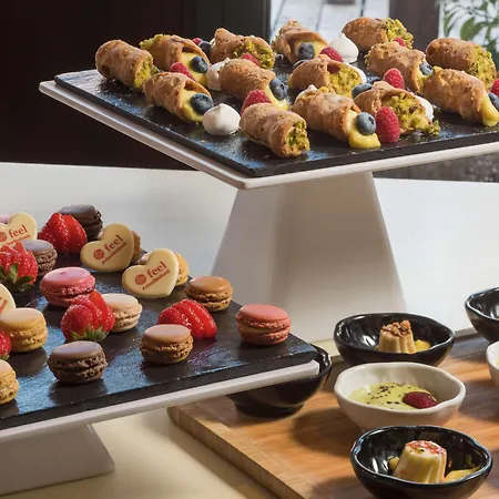 호텔 Nh 컬렉션 마리나 4*