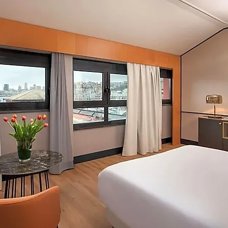 Hotel Nh Collection Marina 4*