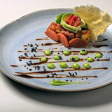 Nh Collection Marina Hotel