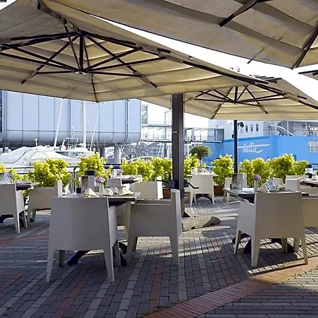 Nh Collection Marina 4*