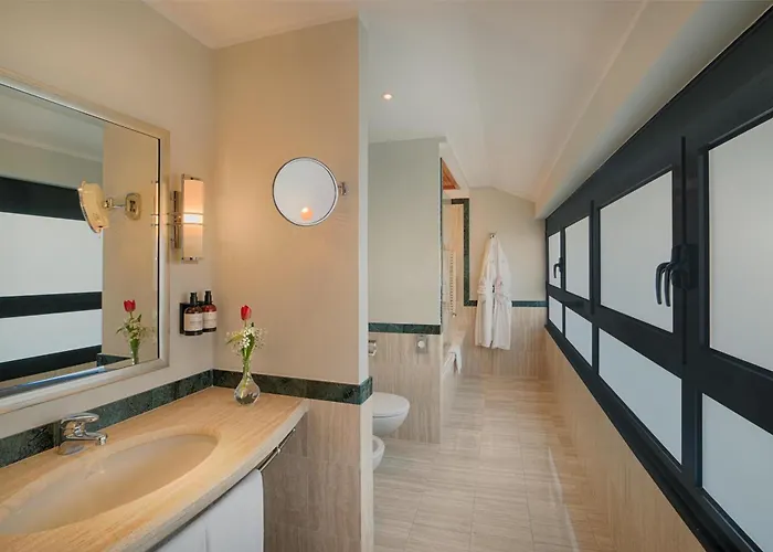 Nh Collection Marina Génova