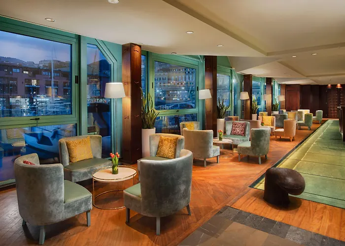 Nh Collection Marina Hotel