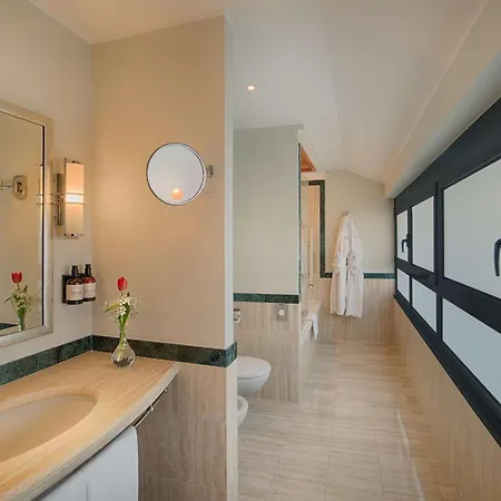 Hotel Nh Collection Marina
