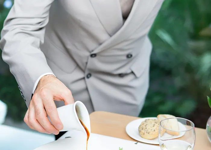 Ξενοδοχείο Nh Collection Marina 4*